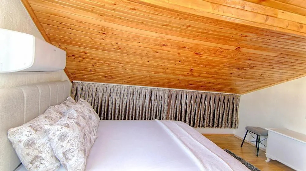 Fethiye City Center Cozy Apartments By Lookbookholiday