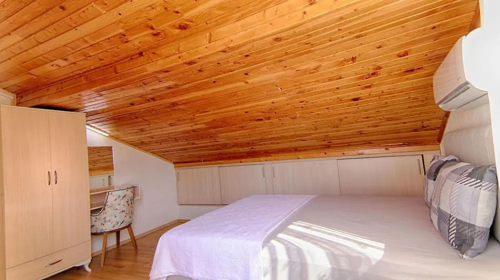 Fethiye City Center Cozy Apartments By Lookbookholiday