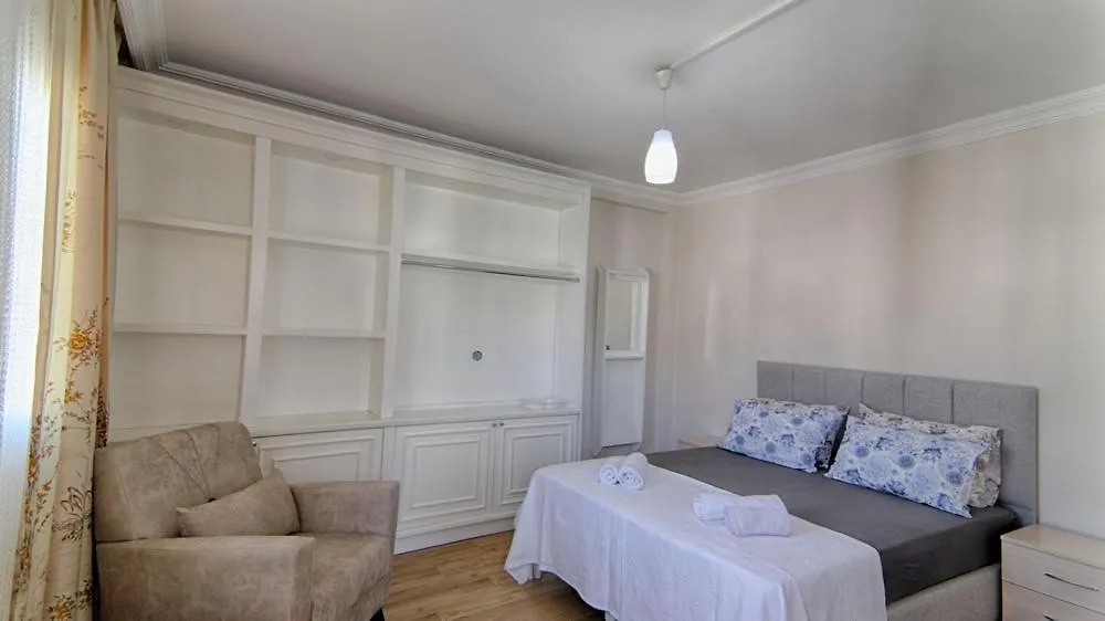 Fethiye City Center Cozy Apartments By Lookbookholiday