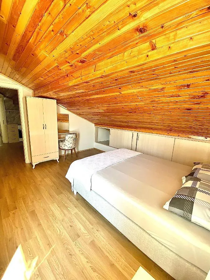 Fethiye City Center Cozy Apartments By Lookbookholiday